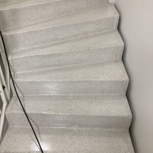 polering af terrazzo trappe 